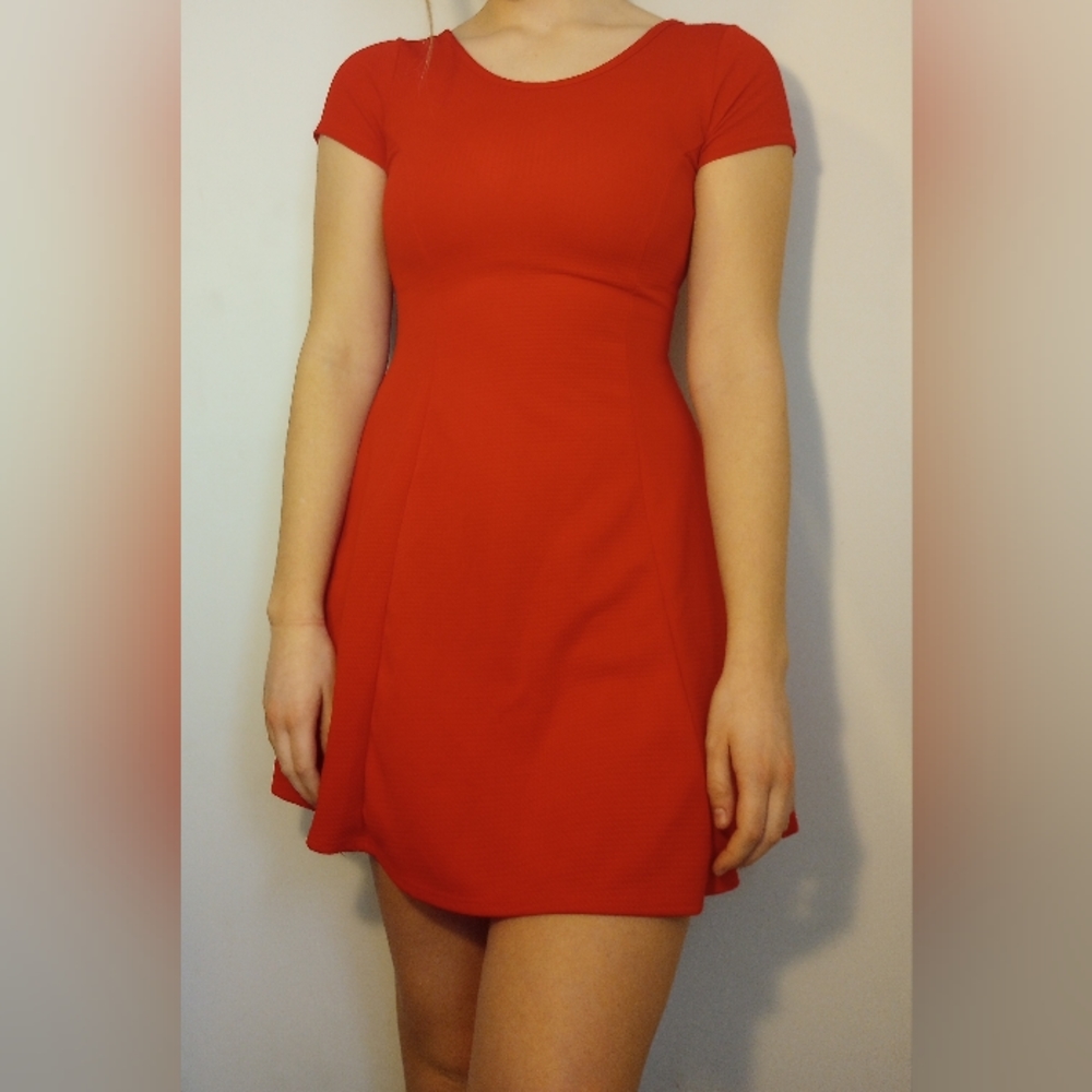 Mady & Nell Adorable Super Cute Cherry Red Short Dress Size XS